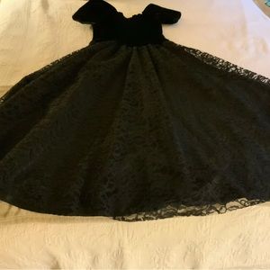 Elegant off shoulder Velvet and Lace Dress - Tea Length So pretty NYE?